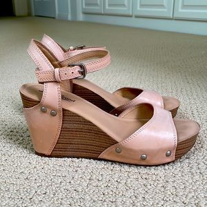 Lucky Brand wedges